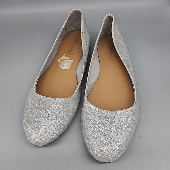 American Eagle Silver Sparkle Round Toe Ballet Flat Shoes, SZ 12 - Picture 1 of 10